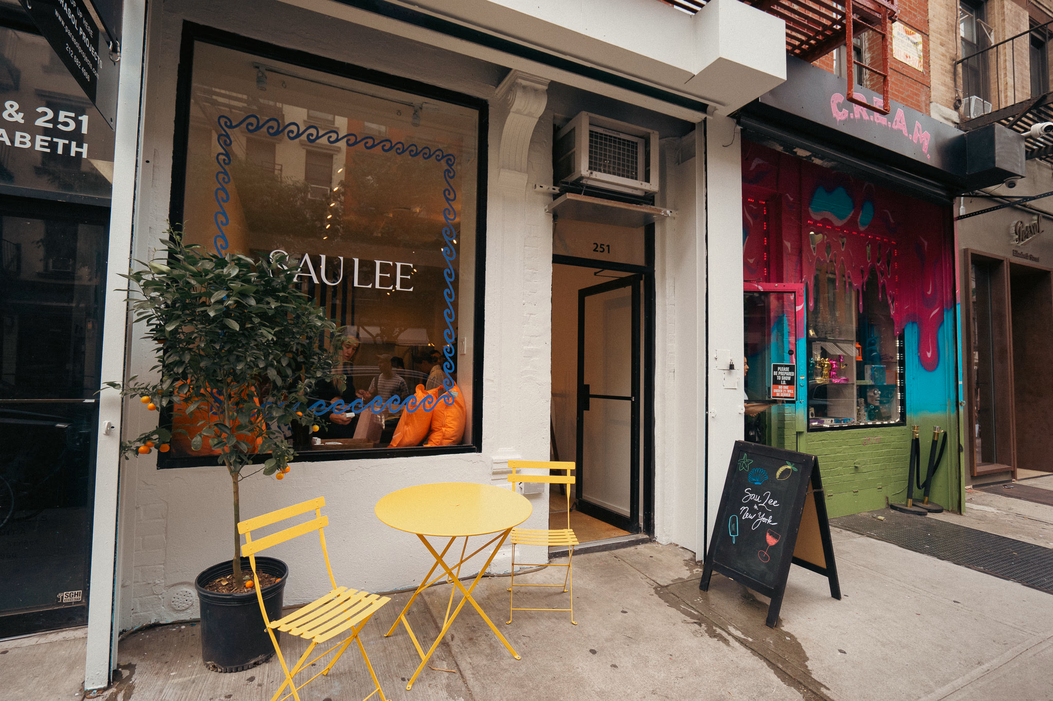 Sau Lee pop up