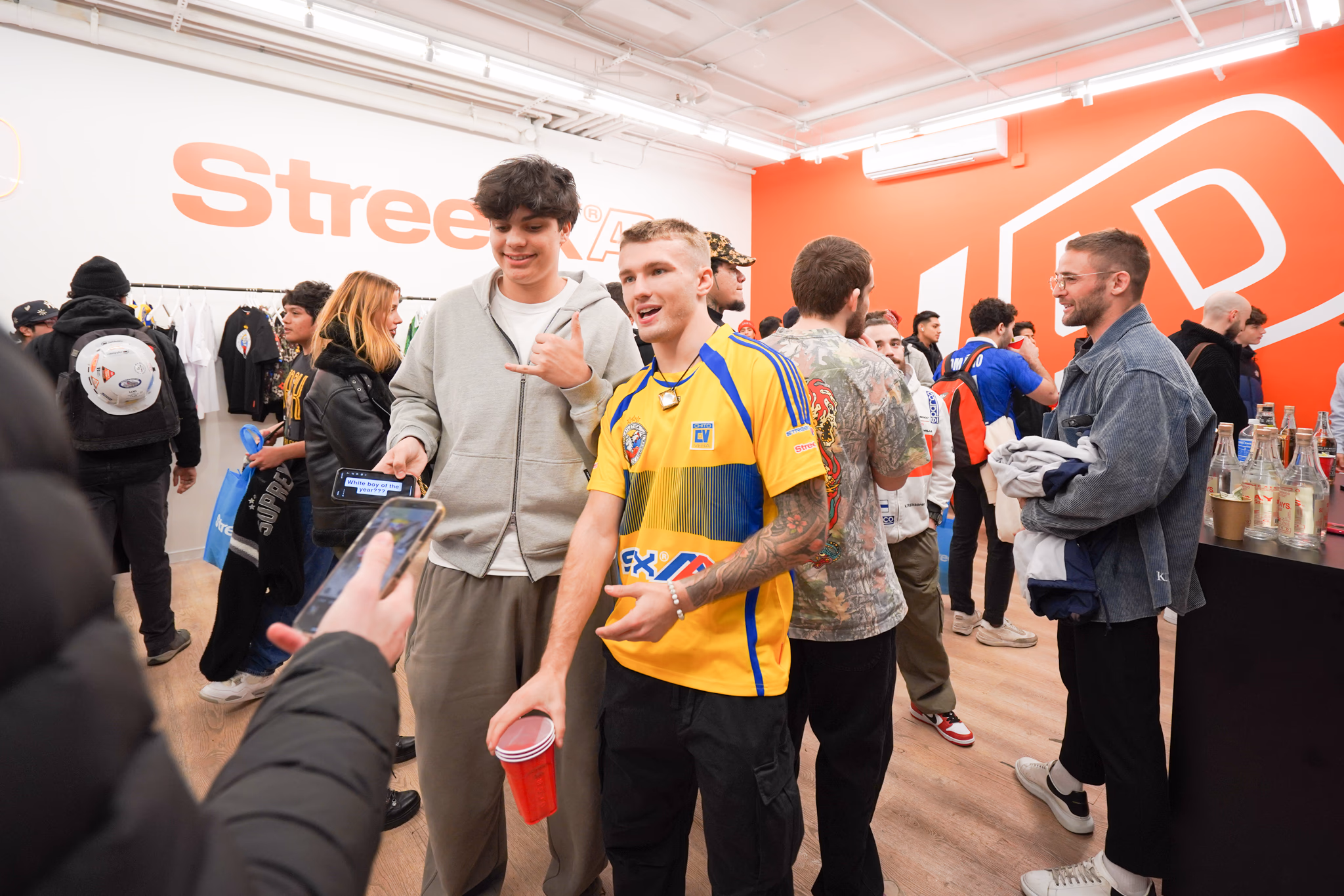 Street X pop up