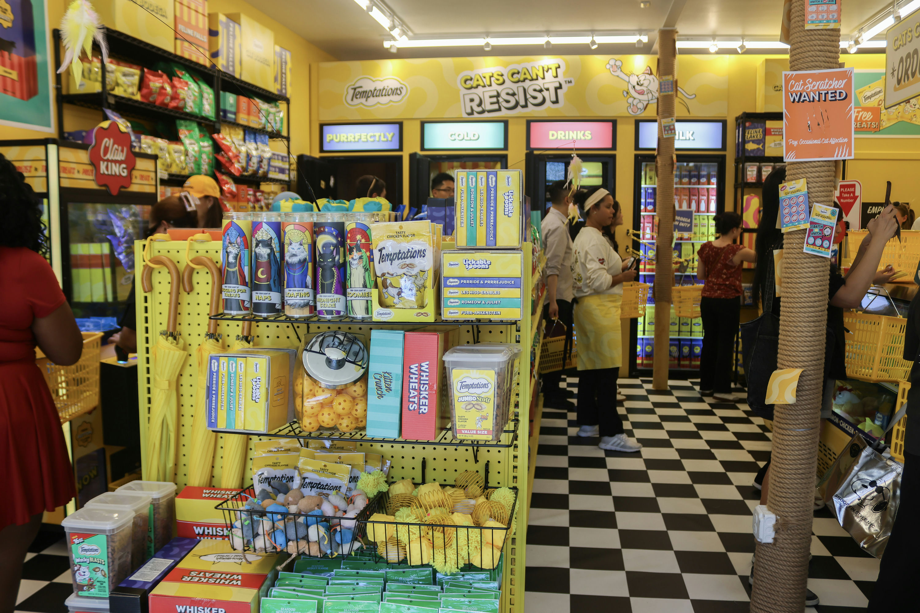 TEMPTATIONS Cat Bodega pop up