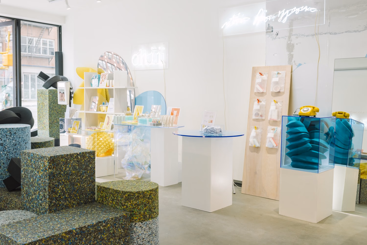 Urban Outfitters: ohii pop up